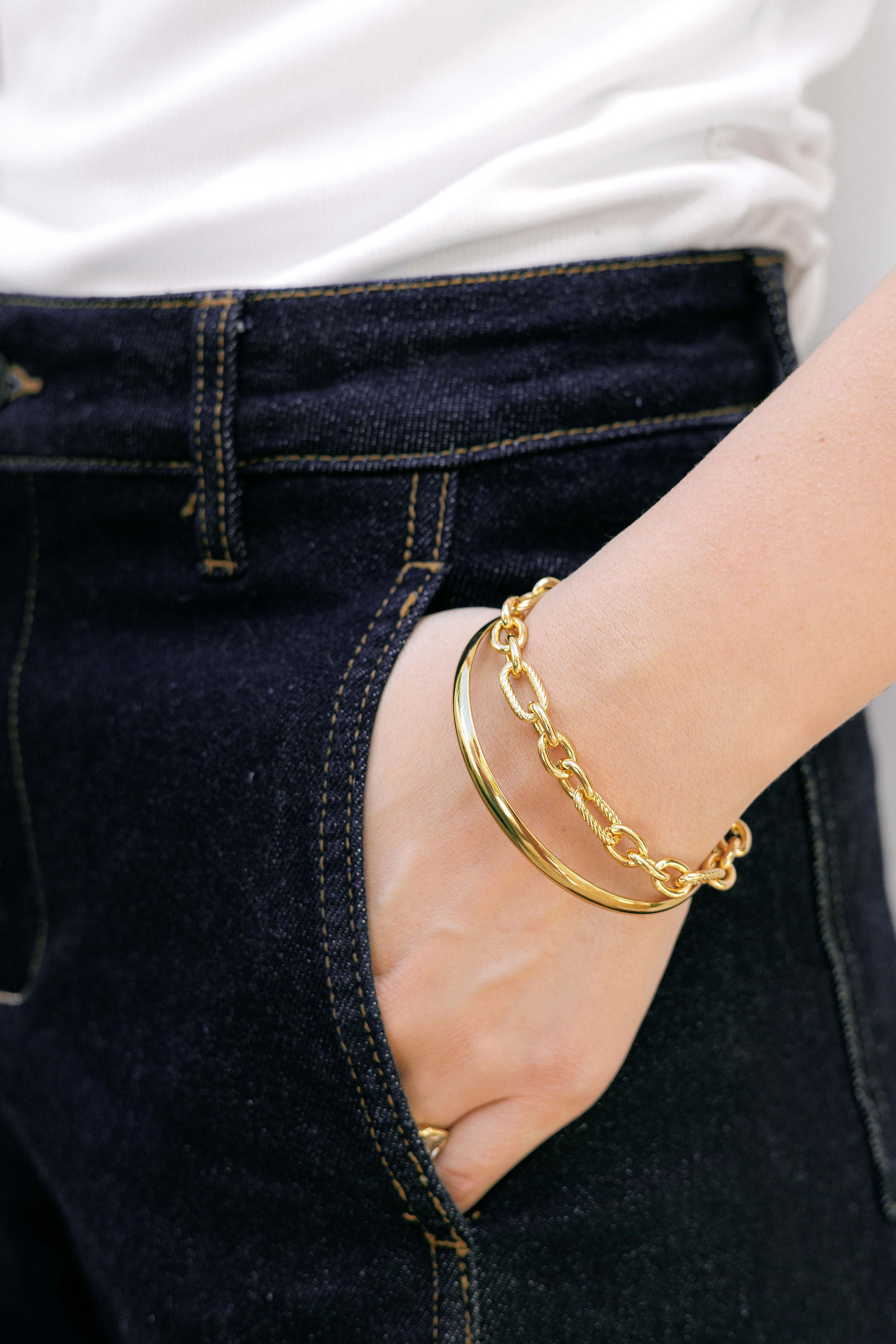 Bracelet 104