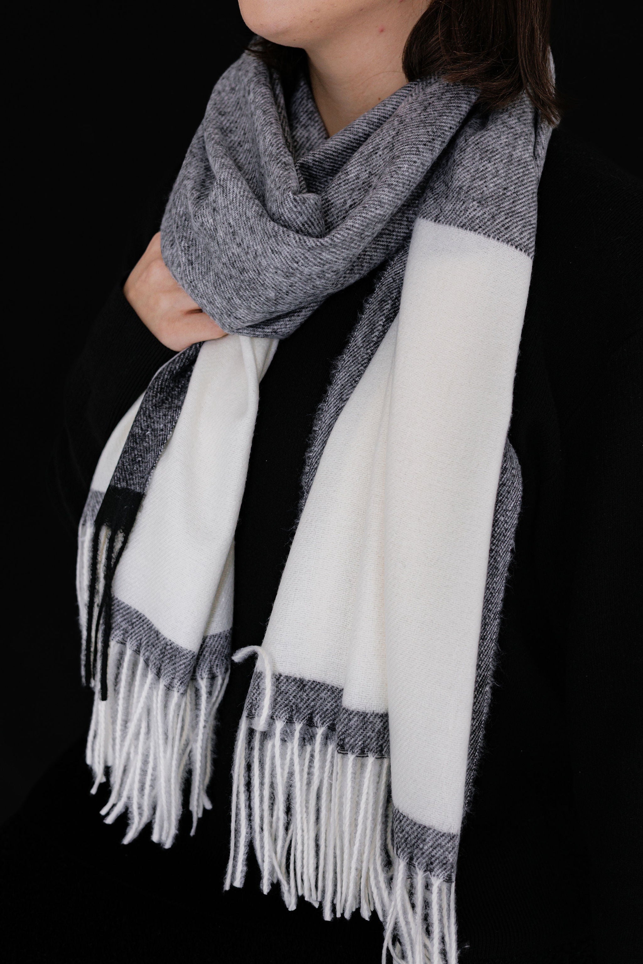 Winter Scarf 23 Grey