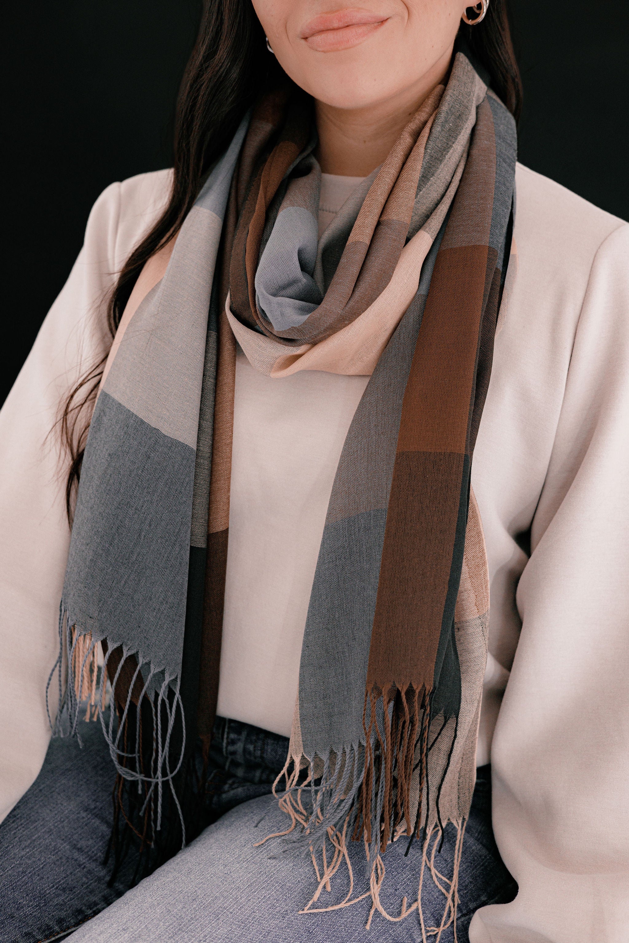 Scarf 2 Grey