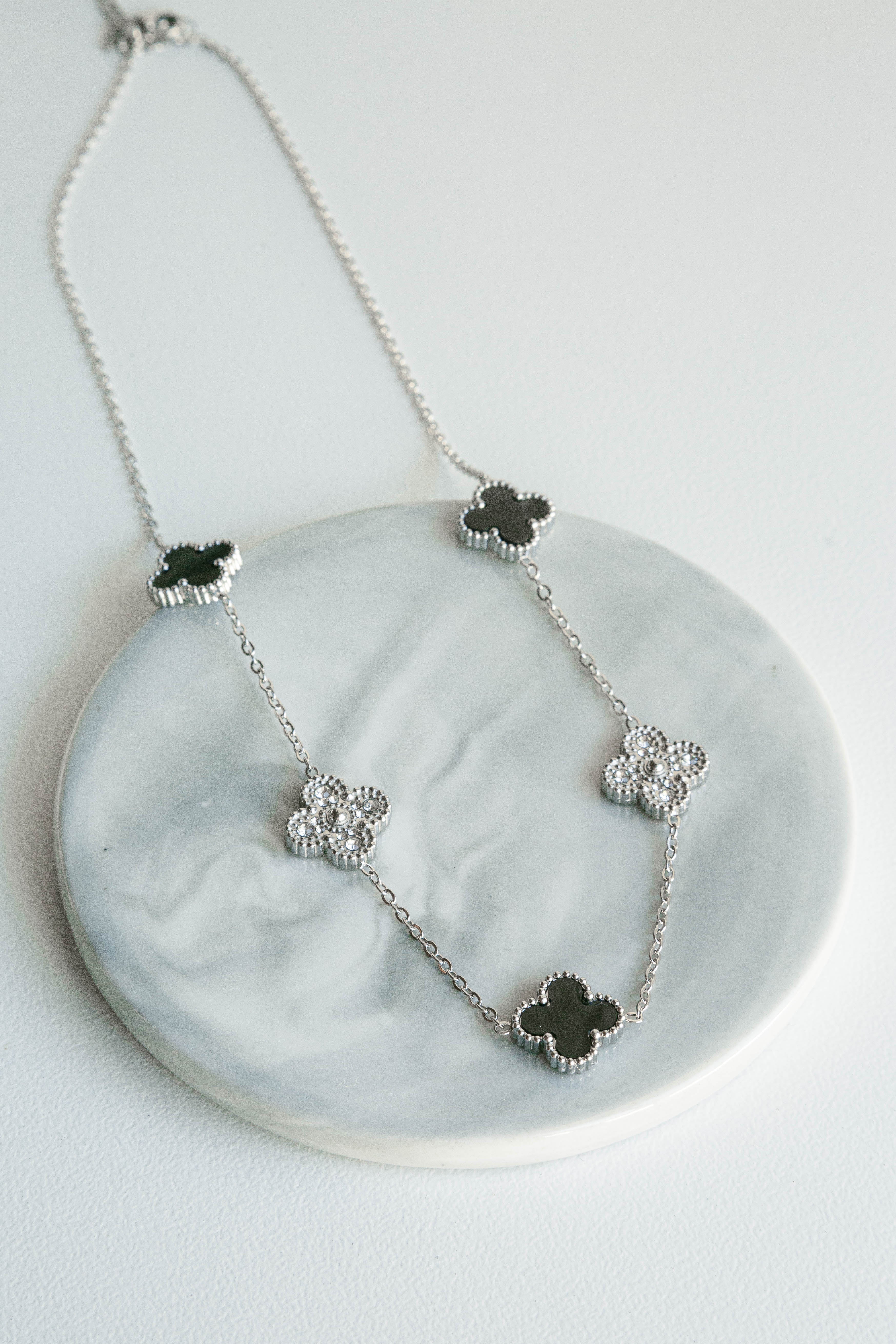 Necklace 28