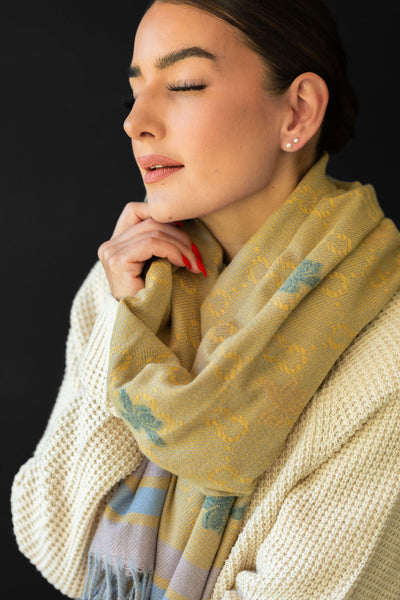 Winter Scarf with Bees