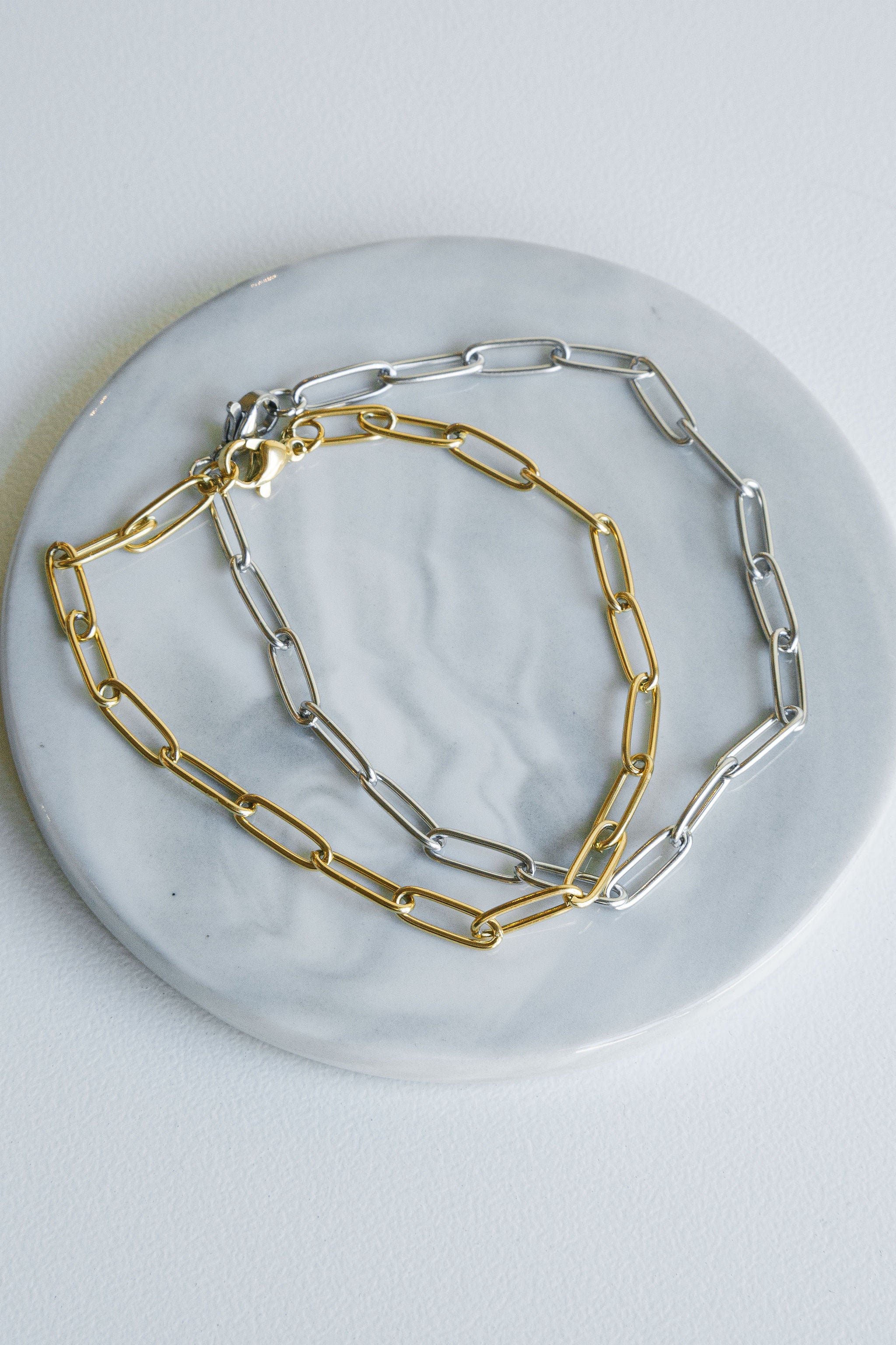 Bracelet 44