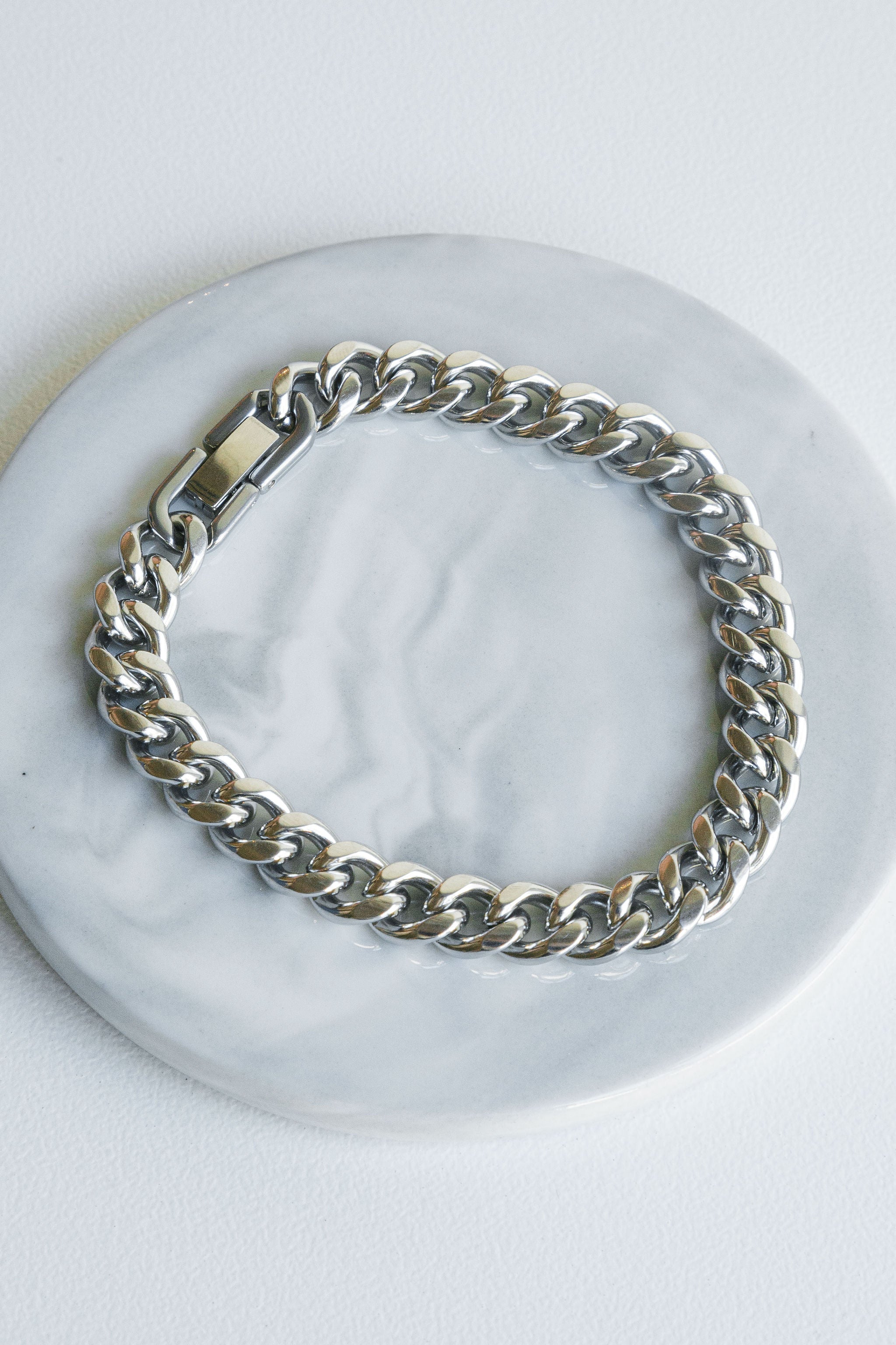 Bracelet 46
