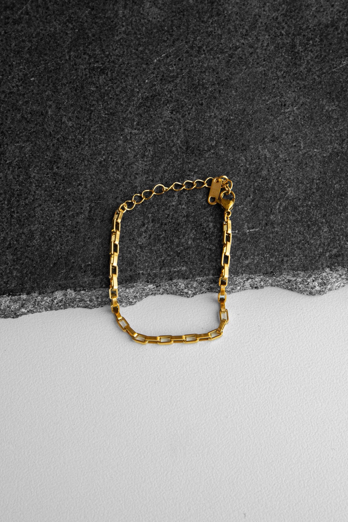 Bracelet 118
