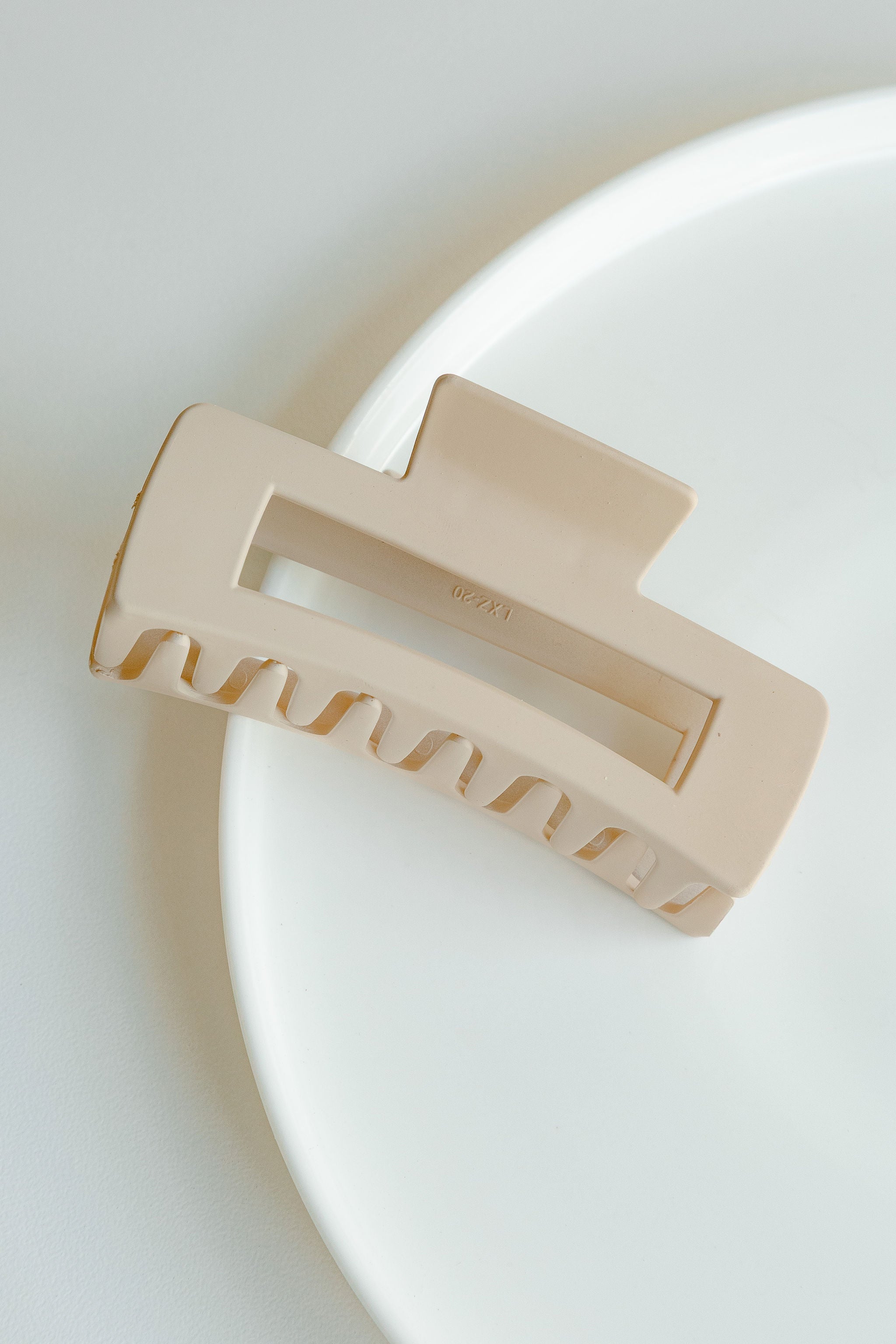 Claw Clip 9
