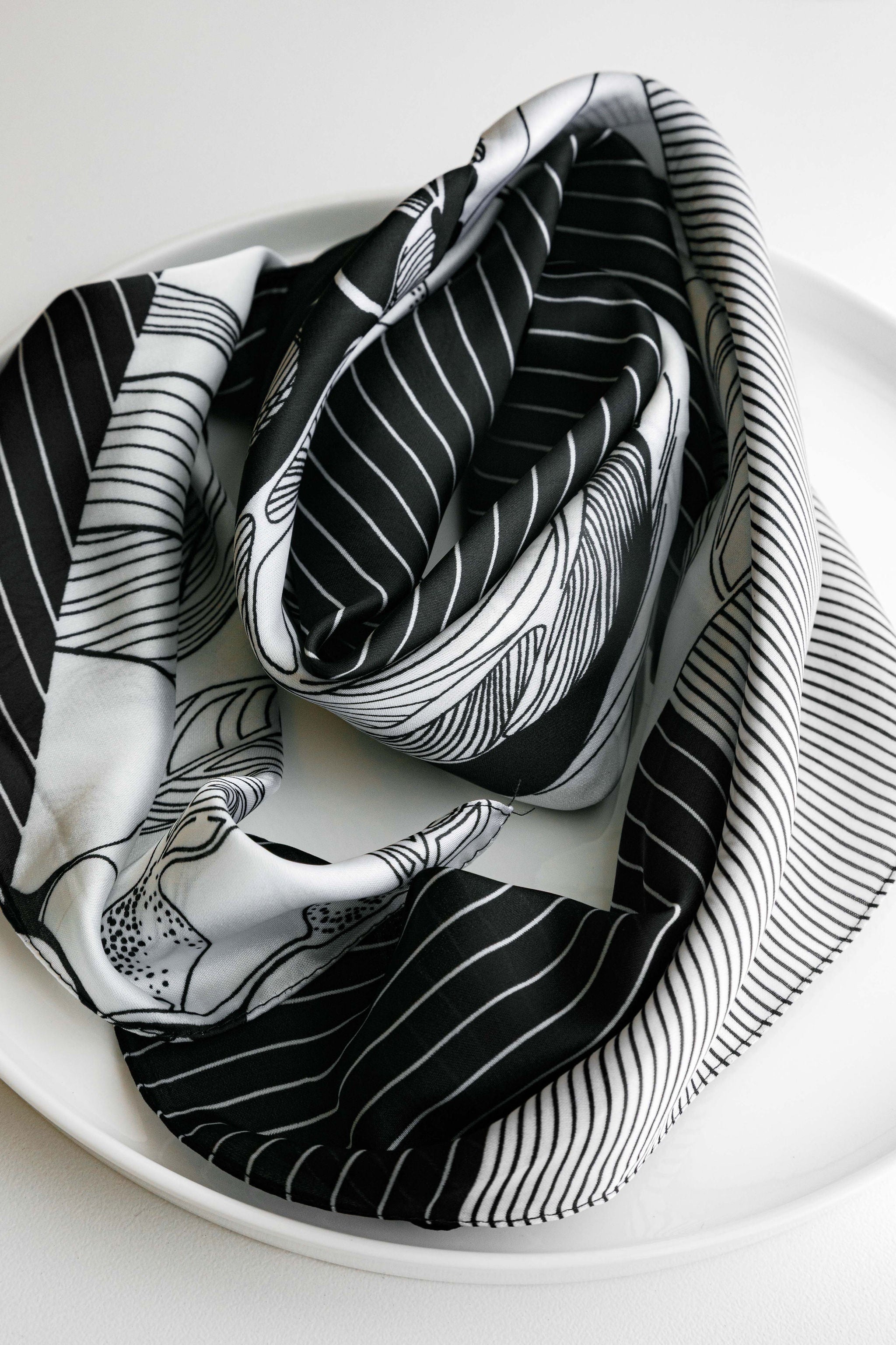 Square Scarf 36
