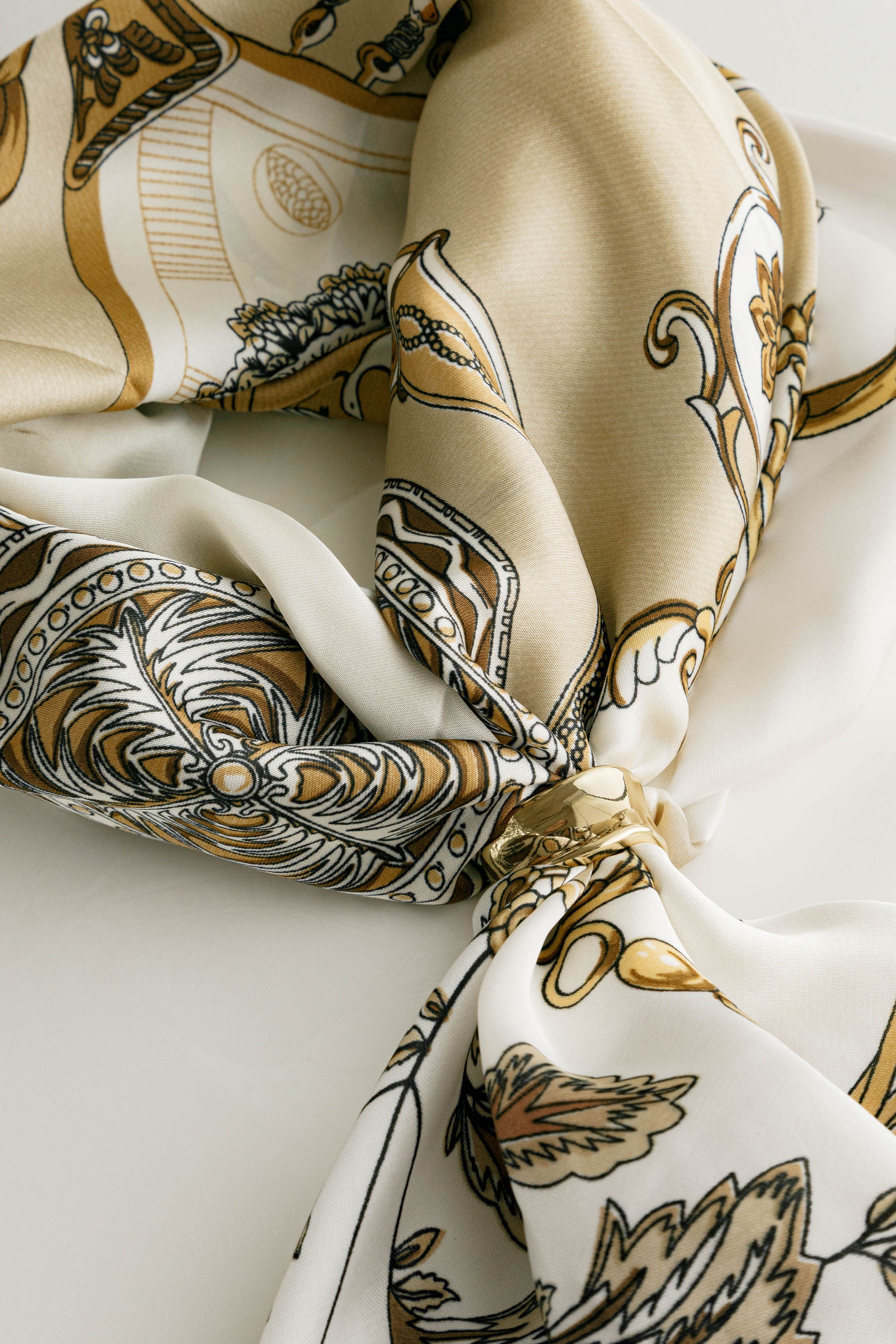 Scarf Tie 1