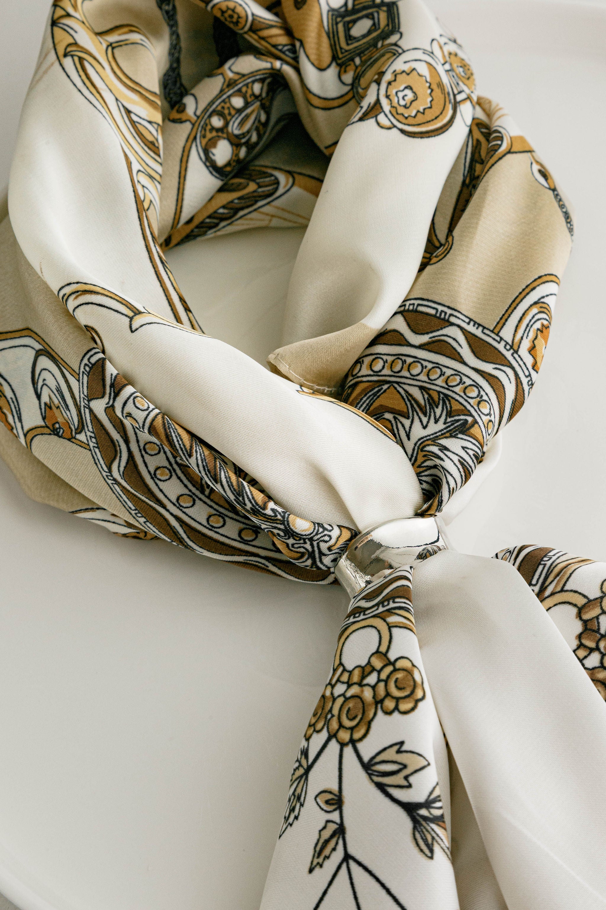 Scarf Tie 1