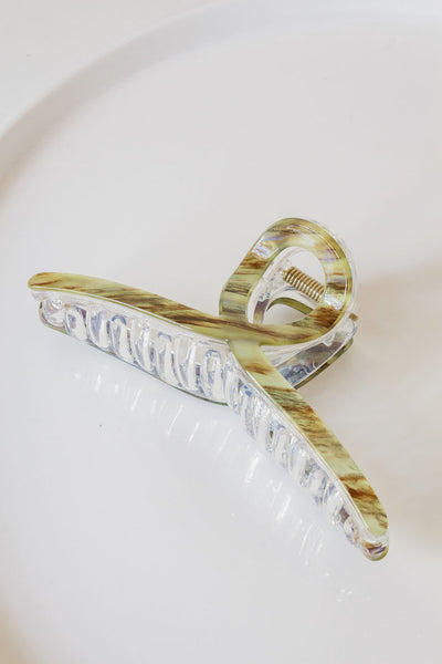 Twisted Marble Claw Clip