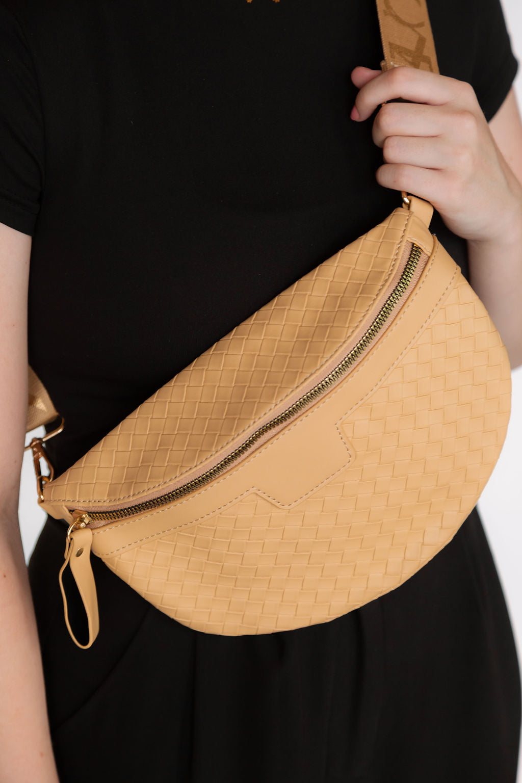 HANDBAGS – Miekeraai