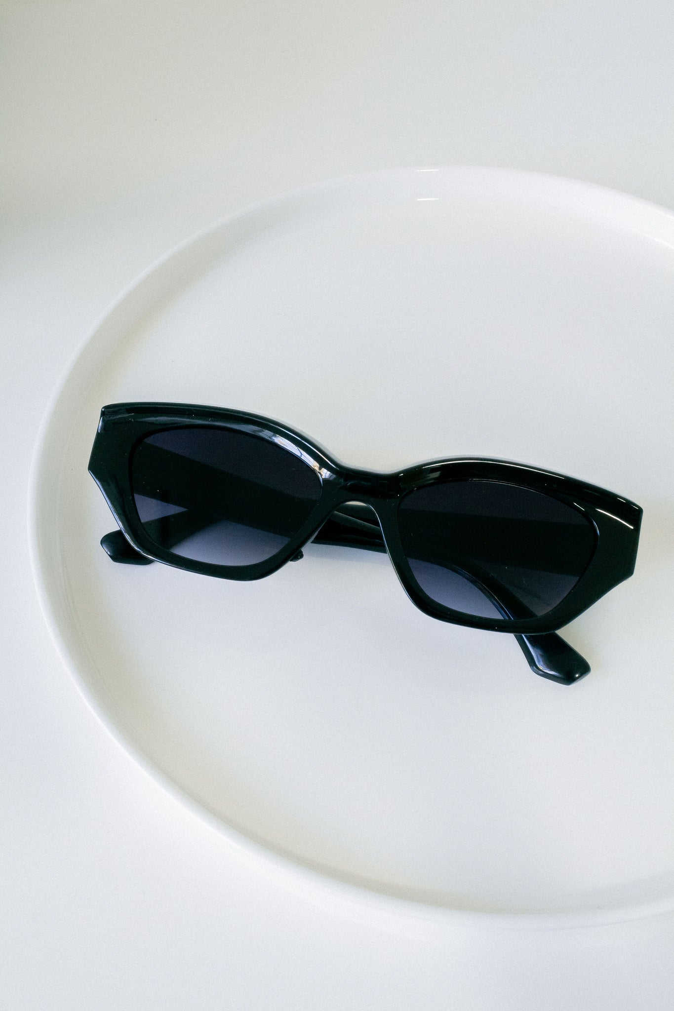 Black Oval Sunglasses