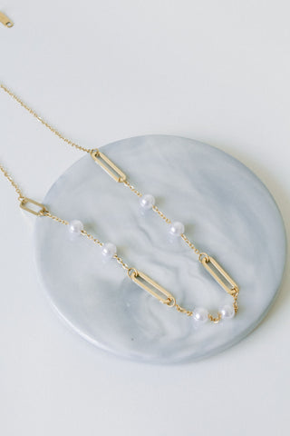 Stainless steel Pearl Necklace