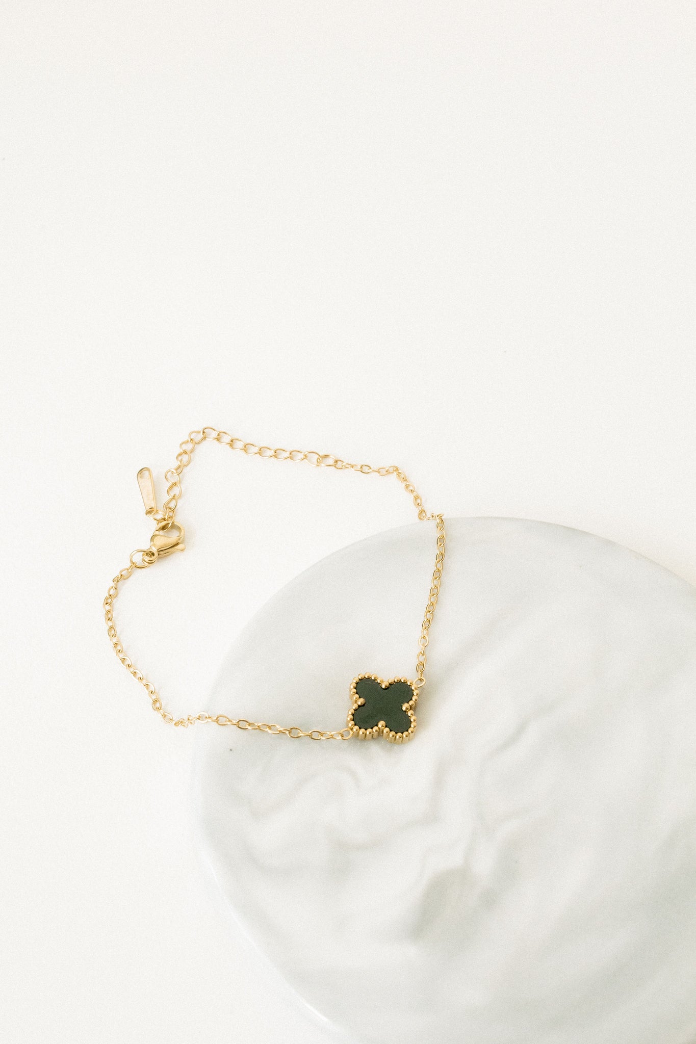 Single Clover Bracelet