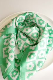 Square Scarf 25