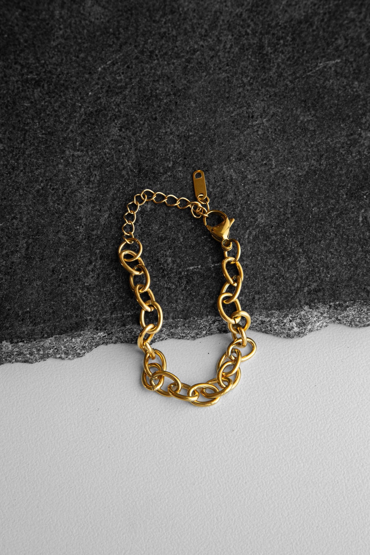 Bracelet 122