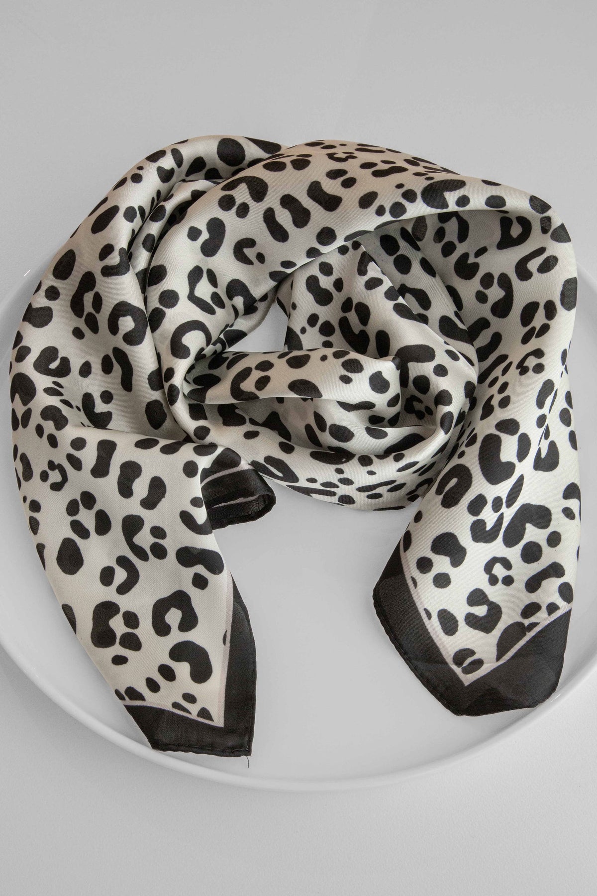 Square Scarf 58