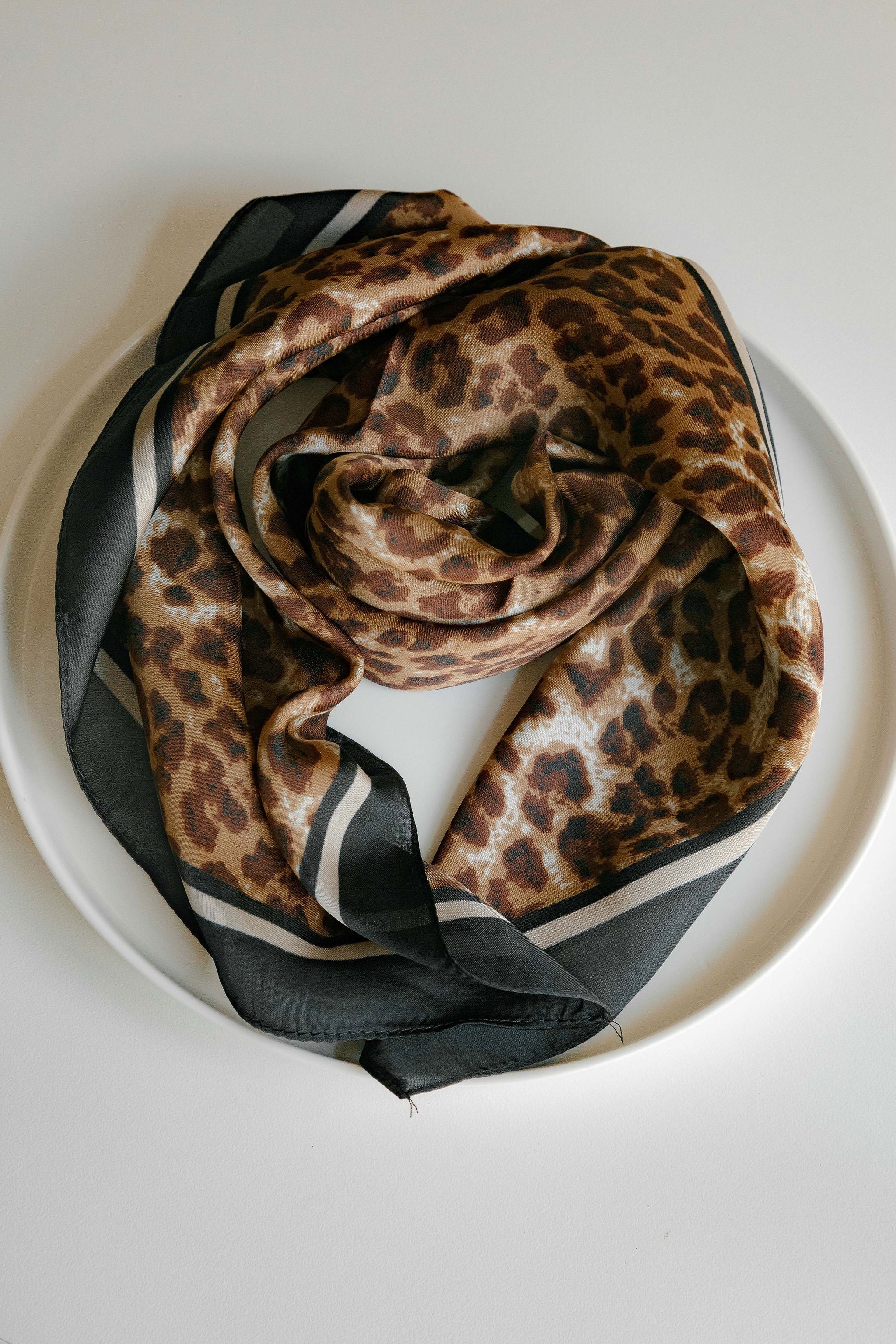 Square Scarf 18
