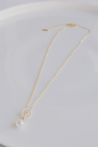 Diamanté Circle & Pearl Gold Necklace