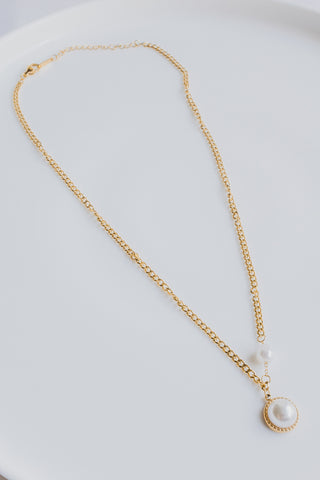 Double Pearl Gold Necklace