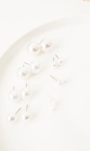 Plain Pearl Stud